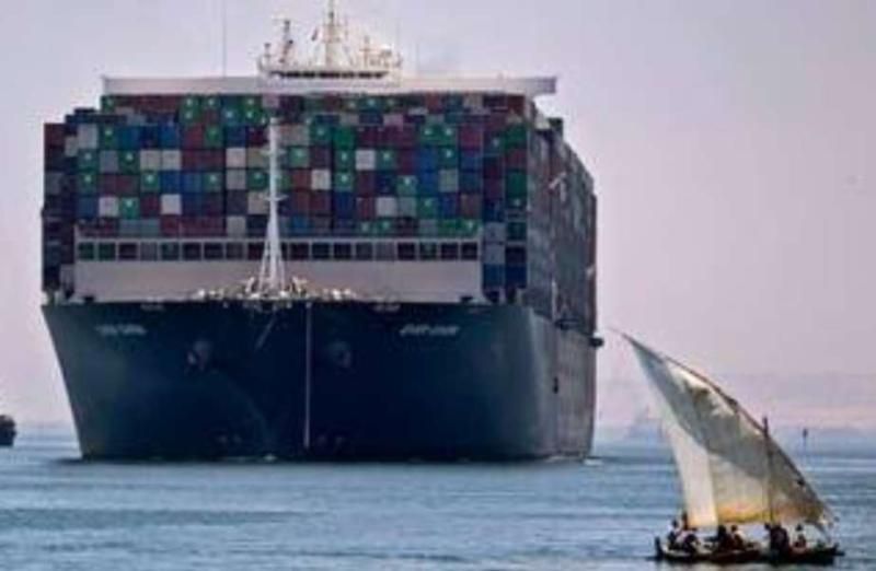 المركزية الأمريكية: الحوثيون يستهدفون السفينة جيبرالتار إيجل بصاروخ باليستي