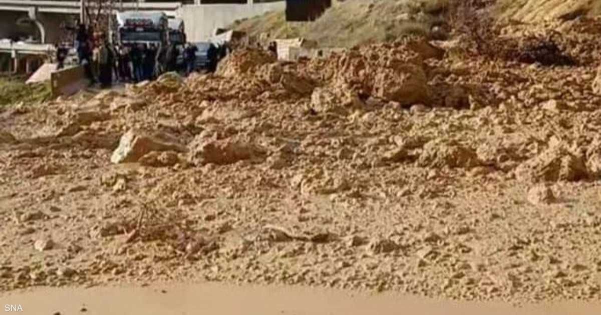 العالم اليوم - لبنان.. أمطار "طوفانية" تعطل الطرق الرئيسية في البلاد