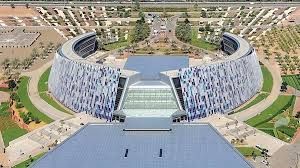 في إطار سعيها لدفع التقدم العلمي.. جامعة الإمارات تحتضن تمويل ودعم 132 مشروعاً بحثياً