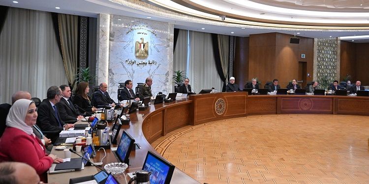مجلس الوزراء: استمرار العمل بتأشيرة الترانزيت المجانية حتى…