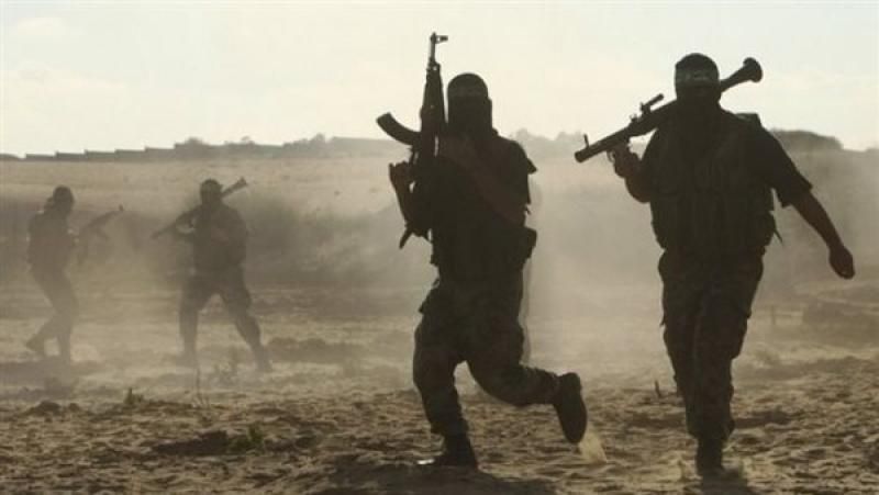 الفصائل فلسطينية: استهداف ناقلة جند إسرائيلية بقذيفة الياسين 105 في خان يونس