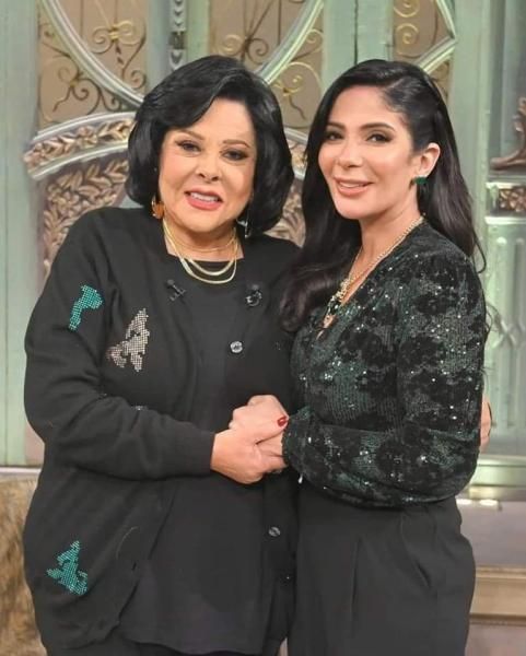 غدا.. منى زكي ضيفة إسعاد يونس في ”صاحبة السعادة”