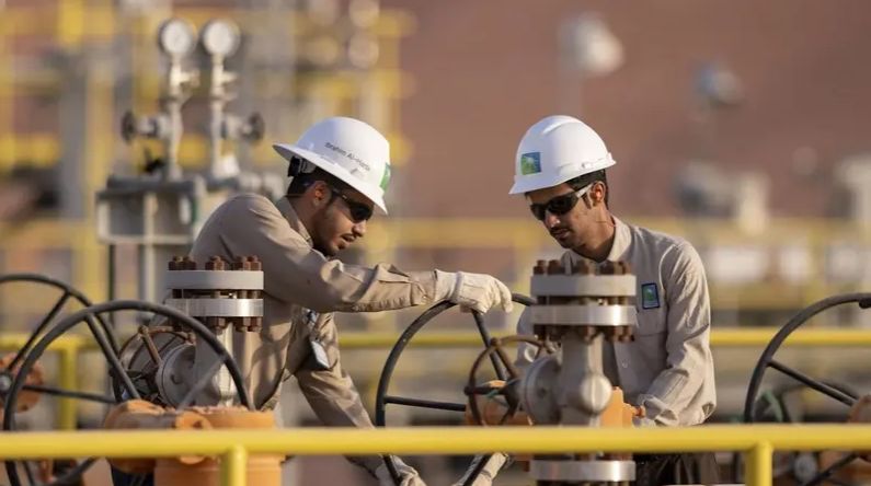 أرامكو وسوناطراك ترفعان سعر البيع الرسمي لغاز البترول المسال