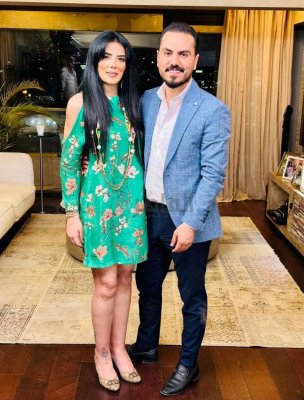 قبل عيد الحب .. نزار الفارس أحب حورية فرغلي ويهديها وردة حمراء