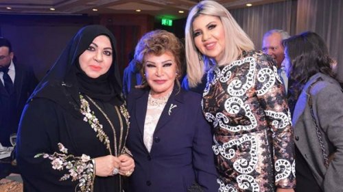 صفية العمري تتضامن مع دنيا بطمة في أزمة حمزة مون بيبي