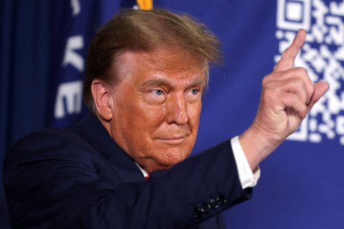 ترمب يكشف تفاصيلًا عن اغتيال سليماني قائد فيلق القدس