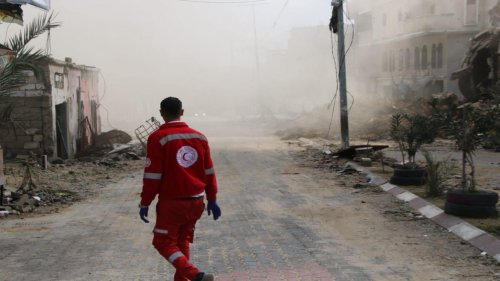 الكشف عن مصير المسعفين الذين خرجوا لإنقاذ الطفلة هند