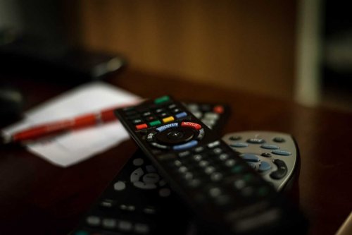 استقبلها الآن .. تردد قناة الحرامي سينما 2024 على النايل سات