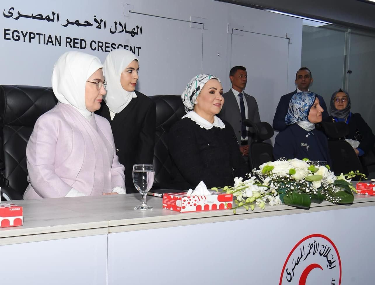 السيدة انتصار السيسى بعد زيارة الهلال الأحمر بصحبة قرينة أردوغان: صرح عظيم