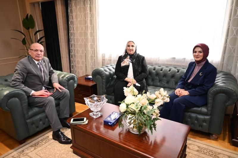 وزيرة التضامن تستقبل وزيرة الأسرة والخدمات الاجتماعية بدولة تركيا