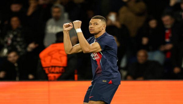 نشرة منتصف اليوم.. حقيقة انتقال مبابي إلى ريال مدريد وتشافي يتحدث عن وضع برشلونة والأهلي يتفوق رقميًا على شباب بلوزداد