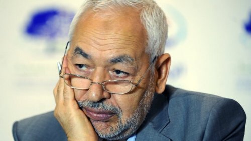 تونس .. الغنوشي يخوض معركة الأمعاء الخاوية