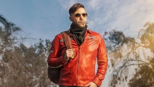 محمد إمام يثير جدلًا بسبب بوستر كوبرا