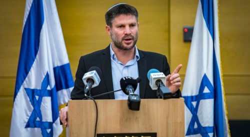 سموتريتش:يجب عدم دفع رواتب الفلسطينيين في رمضان