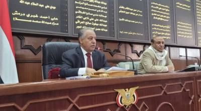 أخبار اليمن : توصيات برلمانية إلزامية للحكومة