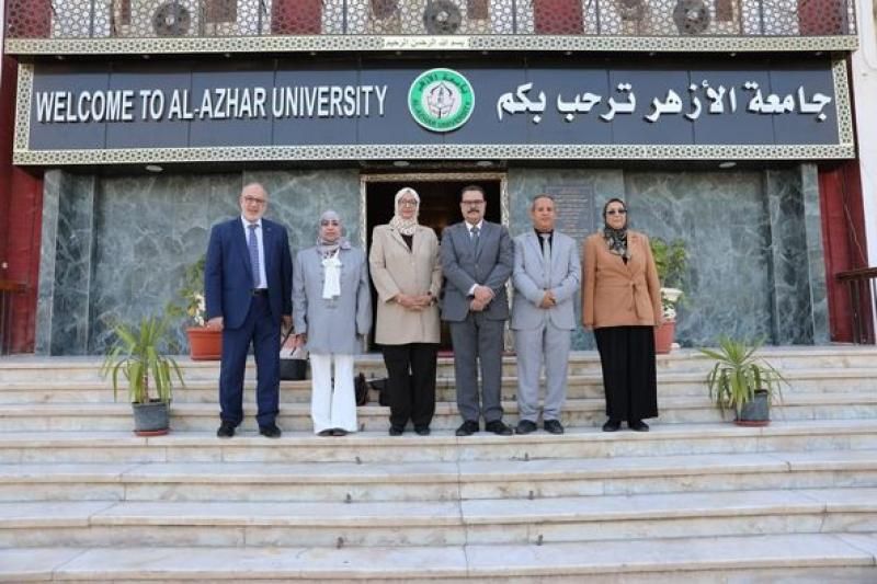 رئيس المجلس الأكاديمي لضمان جودة التعليم باليمن تشيد بجهود جامعة الأزهر التعليمية