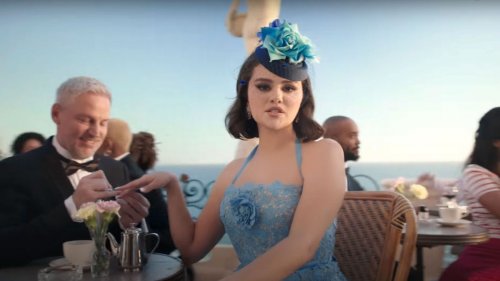 سيلينا غوميز تتصدر الترند بأغنية Love On