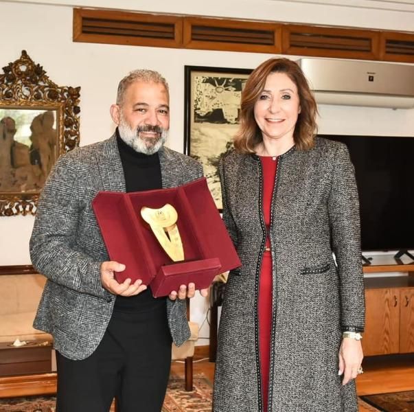 وزيرة الثقافة تلتقي الدكتور خالد داغر وتوجه له الشكر على ما بذله...