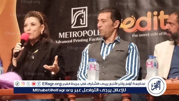 أنوشكا تفجر مفاجأة عن فيلم "وش في وش"