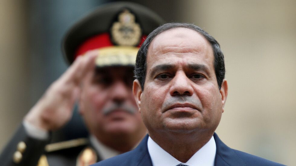 ردة فعل صادمة لرئيس السيسي بشأن الفتاة المصرية التي القت بنفسها من سيارة خوفا من "الاختطاف"