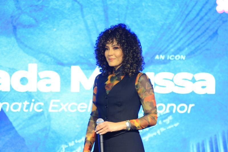 دموع ناهد السباعي وتكريم صاحبة السعادة الأبرز في ختام ملتقى ”قوتها”