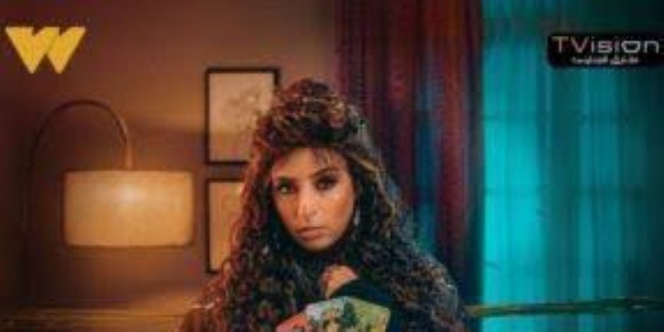 سارة عبدالرحمن تجسد دور «فاطمة» وتفتح المندل في «لحظة غضب»