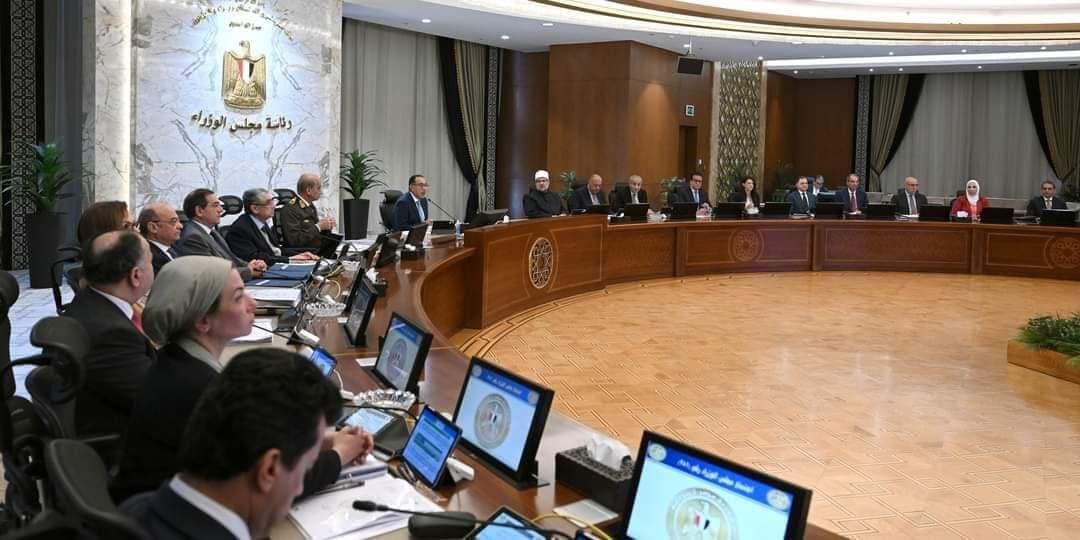 الحكومة تحدد 2000 جنيه سعر توريد أردب القمح لموسم 24/ 2025