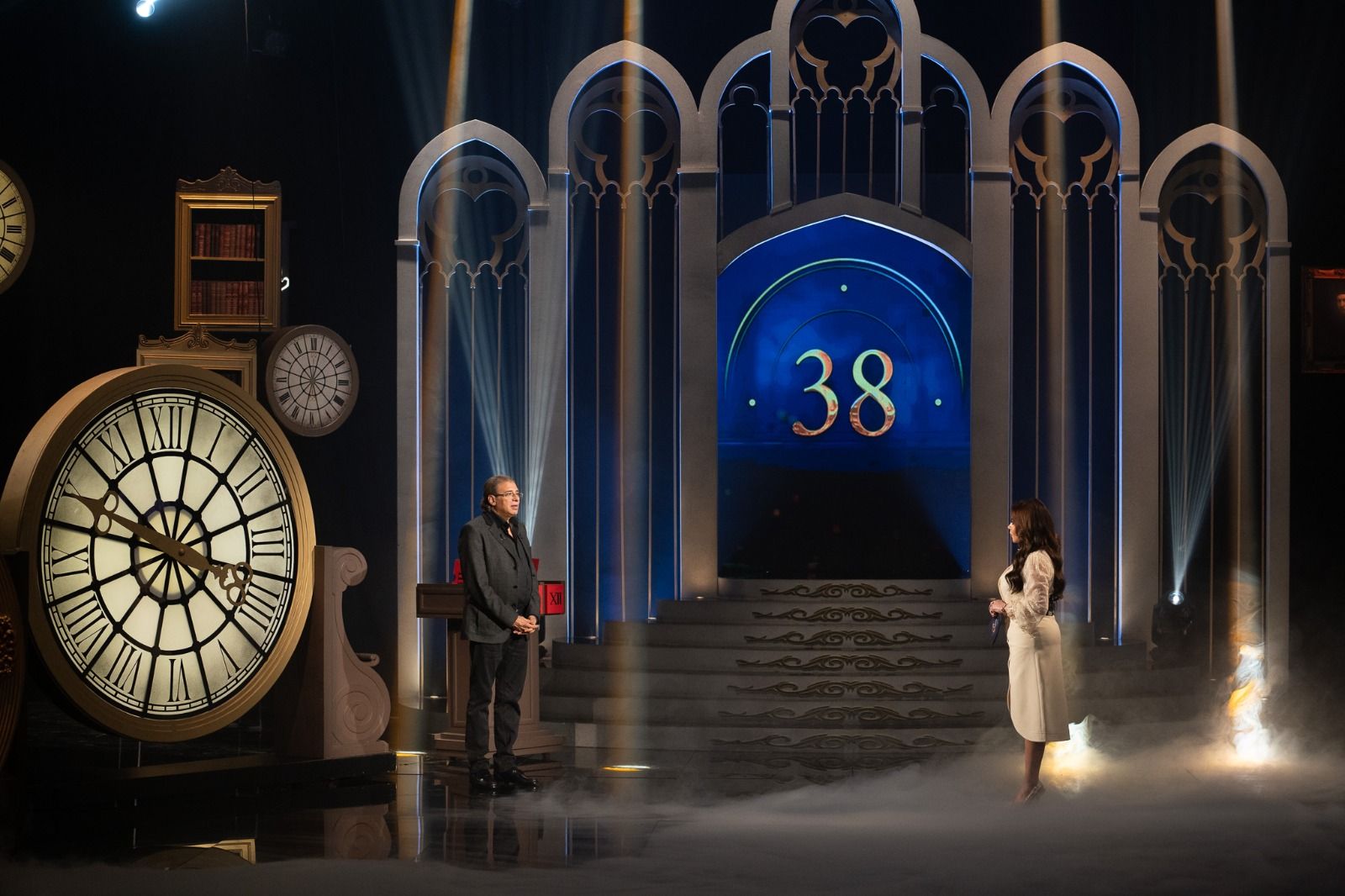 غدًا.. المخرج خالد يوسف ضيف أسما إبراهيم في "حبر سري"