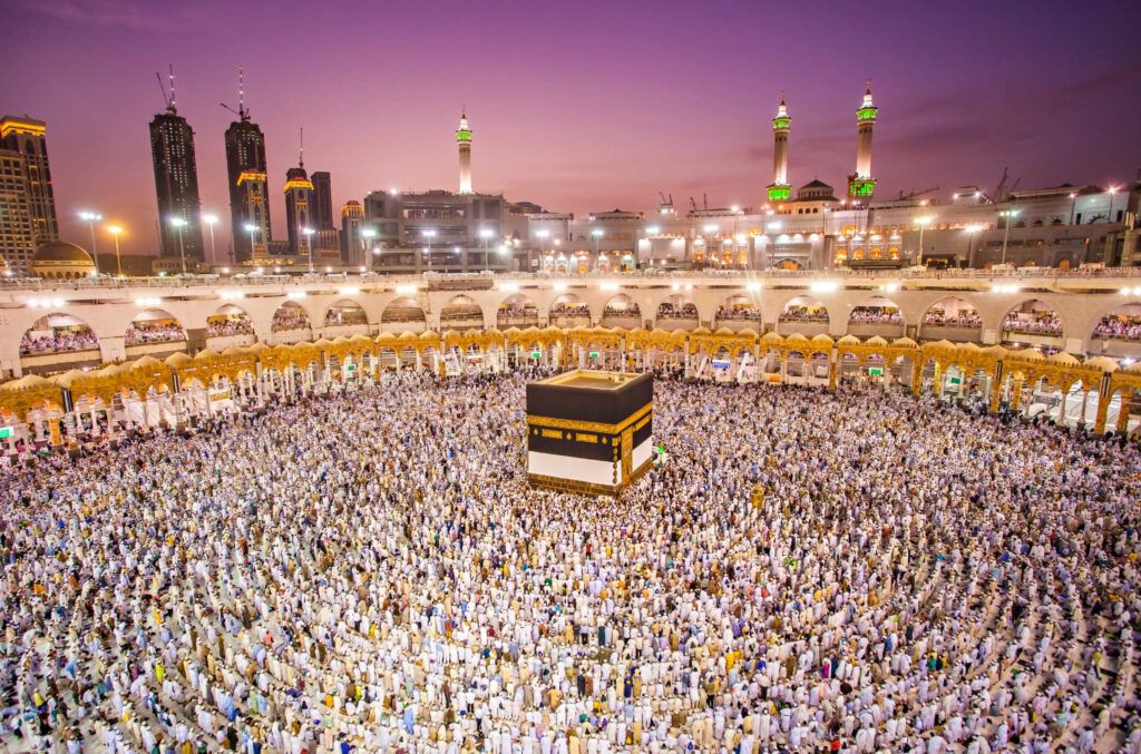 قرارات جديدة من السلطات السعودية بشأن تصاريح عمرة رمضان 2024 عبر منصة نسك