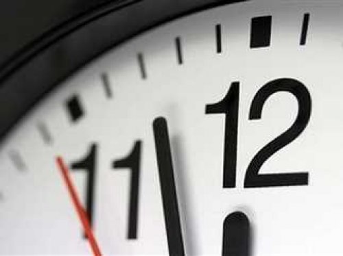 موعد تغيير الساعة.. التوقيت الصيفي 2024 وتقدمها 60 دقيقة وتزامنه مع رمضان