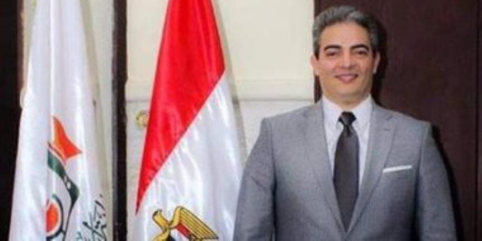 نقيب الإعلاميين يهنئ الرئيس السيسي بذكرى انتصار العاشر من رمضان