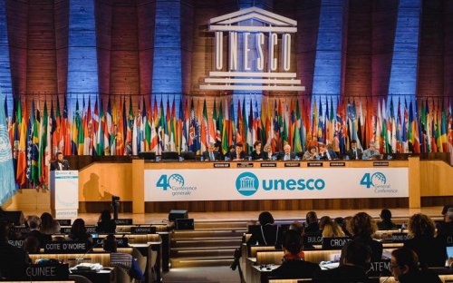 اليونسكو تعتمد بالإجماع قرارا ثالثا لصالح فلسطين