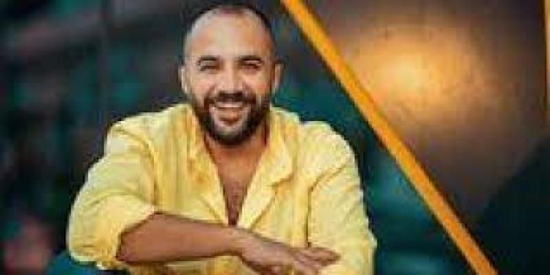 اليوم.. علي الألفي يحيى الليلة السابعة من برنامج ”هل هلالك” بالهناجر