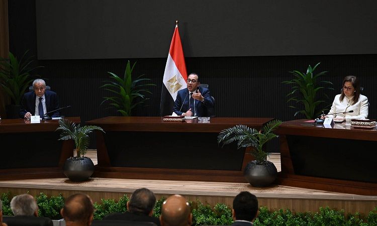 عاجل.. الحكومة تتفق مع المصنعين والتجار على خفض الأسعار حتى…