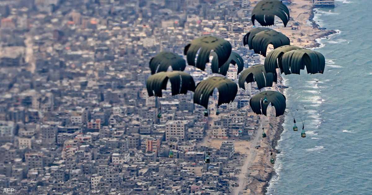العالم اليوم - بريطانيا تسقط 10 أطنان من الإمدادات الغذائية على غزة