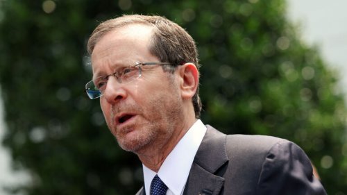 هرتسوغ:نريد السنوار حيّا أو ميتا