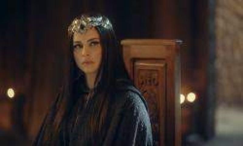 نور اللبنانية ساحرة شريرة في مسلسل جودر