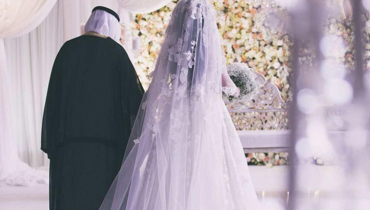 مشهور سعودي يكشف سبب صادم جعله يتزوج مسيار بفتاة يمنية رغم ان زوجته خارقة الجمال