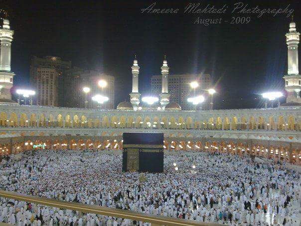 لن تصدق ما فعله رجل أمن سعودي مع معتمر أجنبي امام الكعبة المشرفة؟!..اتفرج الصور التي ابكت العالم!