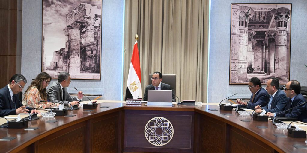 رئيس الوزراء يوجه بتشكيل مجموعة عمل لإعداد الملفات الفنية…