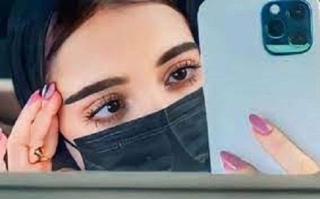 لن تصدق ما الذي فعله هذا العامل الاجنبي لتعشقه هذه الفتاة السعودية وتريد الزواج منه!..اتفرج