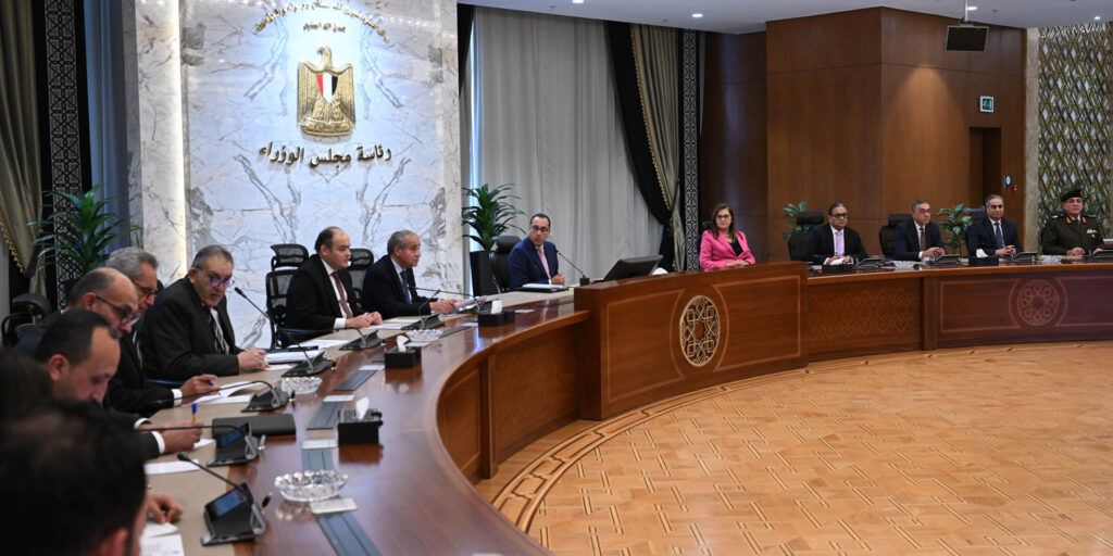 رئيس الوزراء يشدد على أهمية وجود موجة انخفاضات أخرى في…