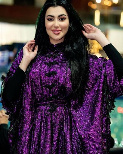 ميرهان حسين عن الفساتين المكشوفة: 'أنا مش بعمل حاجة علشان أرضي الناس'