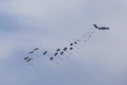 دولة الاحتلال ترفض طلبًا لتركيا بإنزال المساعدات لغزة