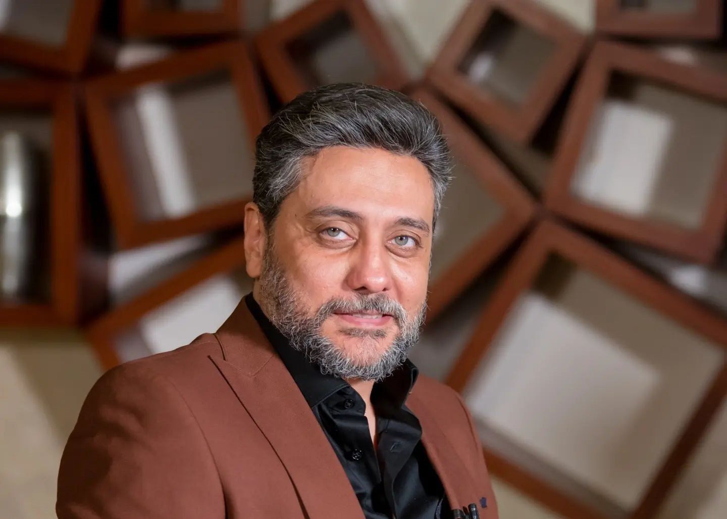 خاص.. تامر فرج: لا يوجد تشابه بيني وبين شخصيتي في "بقينا اتنين".. وهذه أعمالي المقبلة (حوار)