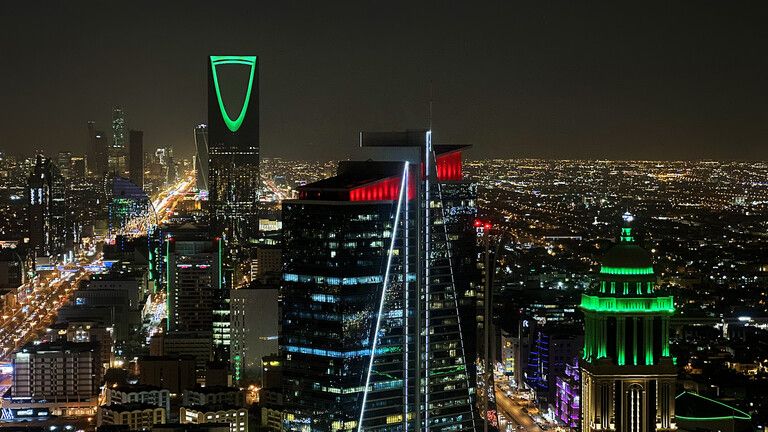 هآم لا يفوتك : الحكومة السعودية تضع شروط جديد للانتقال من عمل إلى آخر ..شروط صدمت جميع المغتربين!