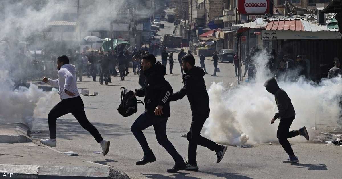 العالم اليوم - مستوطنون إسرائيليون يقتلون فلسطينيين بالضفة الغربية