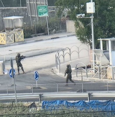 استشهاد شابين فلسطينيين بزعم محاولة تنفيذ عملية طعن