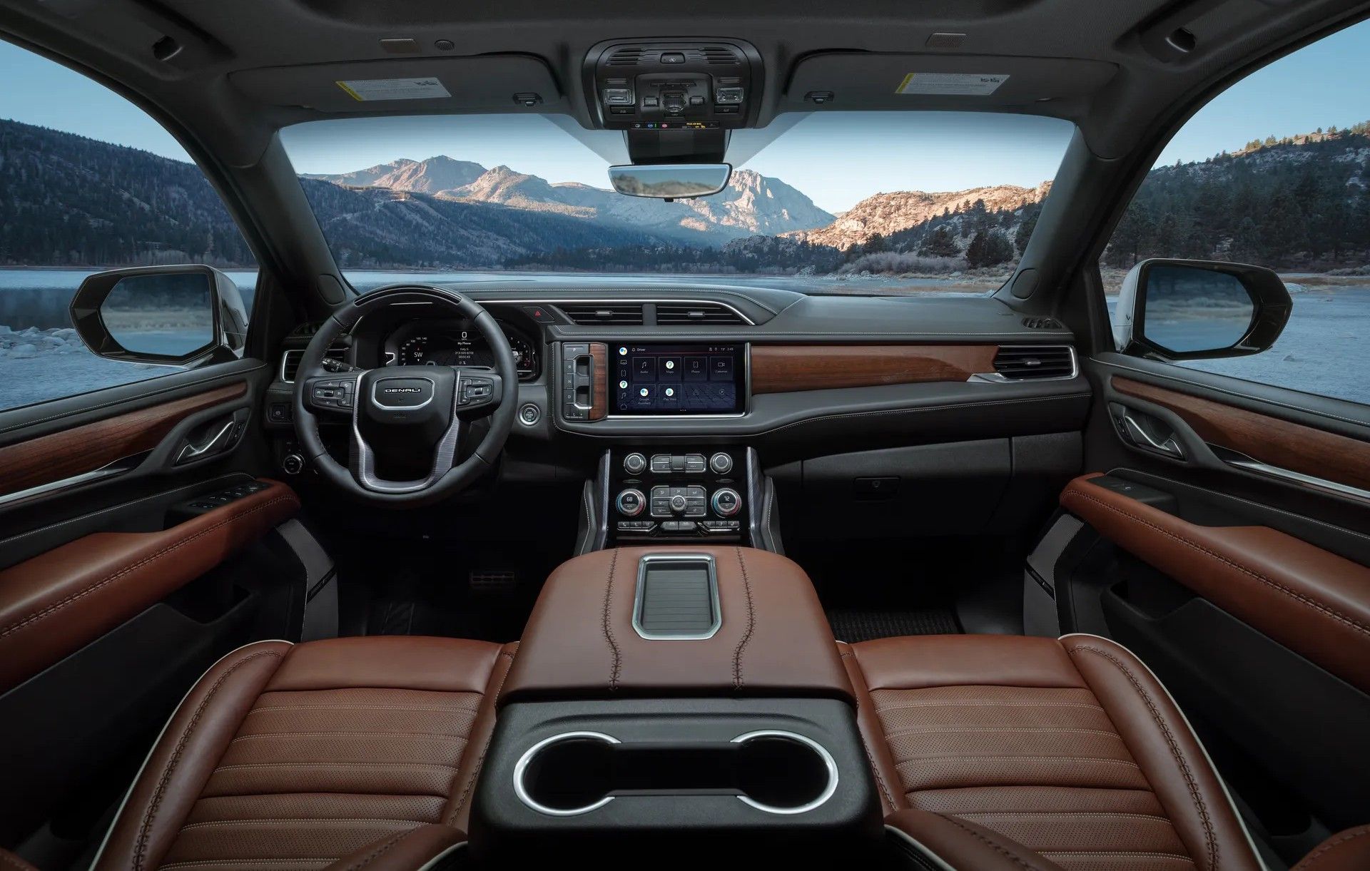 محبوبة السعوديين .. سيارة جيمس يوكن 2024 GMC YUKON تصل الى المملكة بهذه الميزات الخرافية والسعر مفاجأة