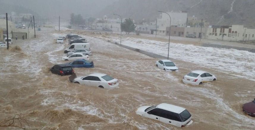 لجنة “حصر الأضرار” تجتمع لتقييم تداعيات السيول على البنية التحتية والسدود